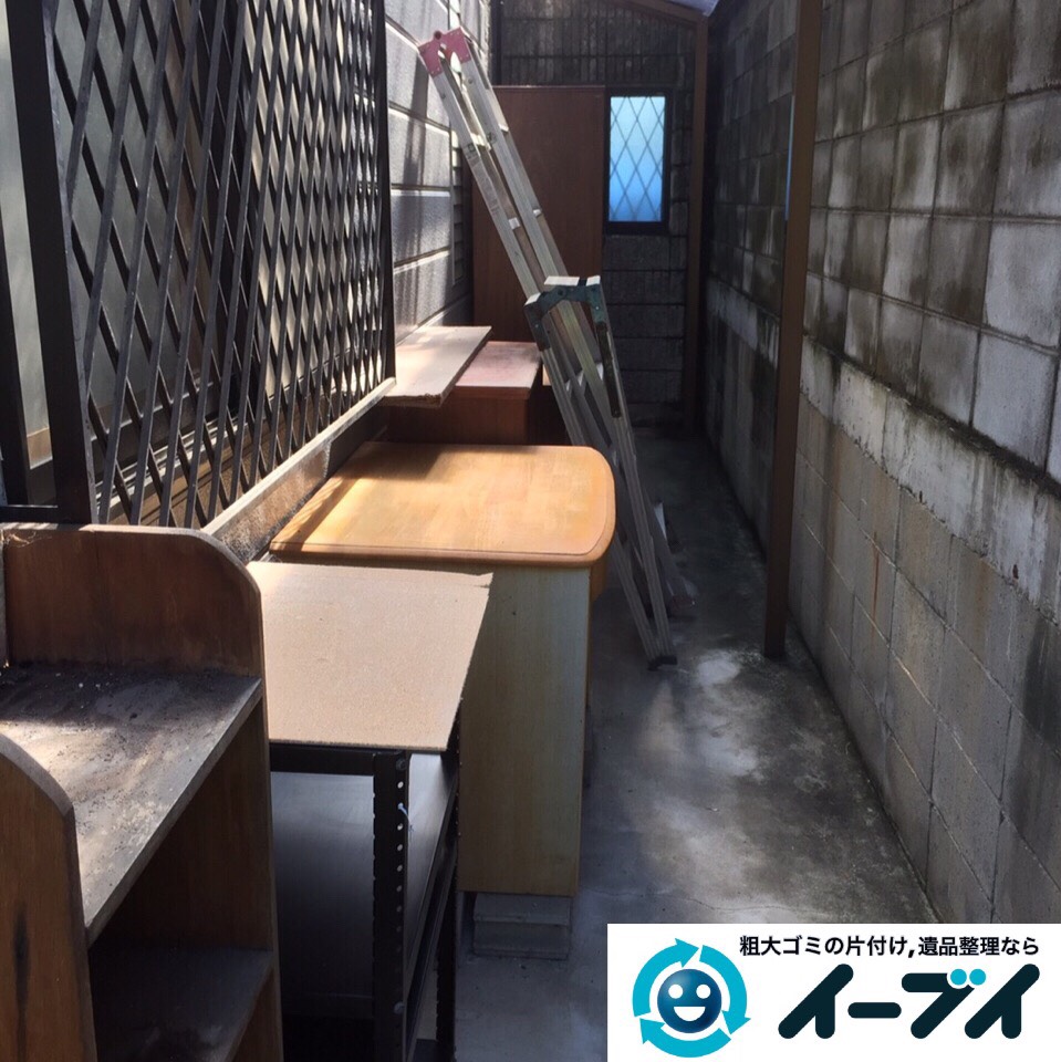 9月3日　大阪府寝屋川市で机や木製ワゴンなどの粗大ゴミの家具処分をしました。作業写真2