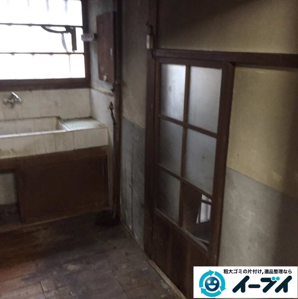 9月25日　大阪府大阪市浪速区で冷蔵庫やキッチン周りの不用品回収をしました。  写真3