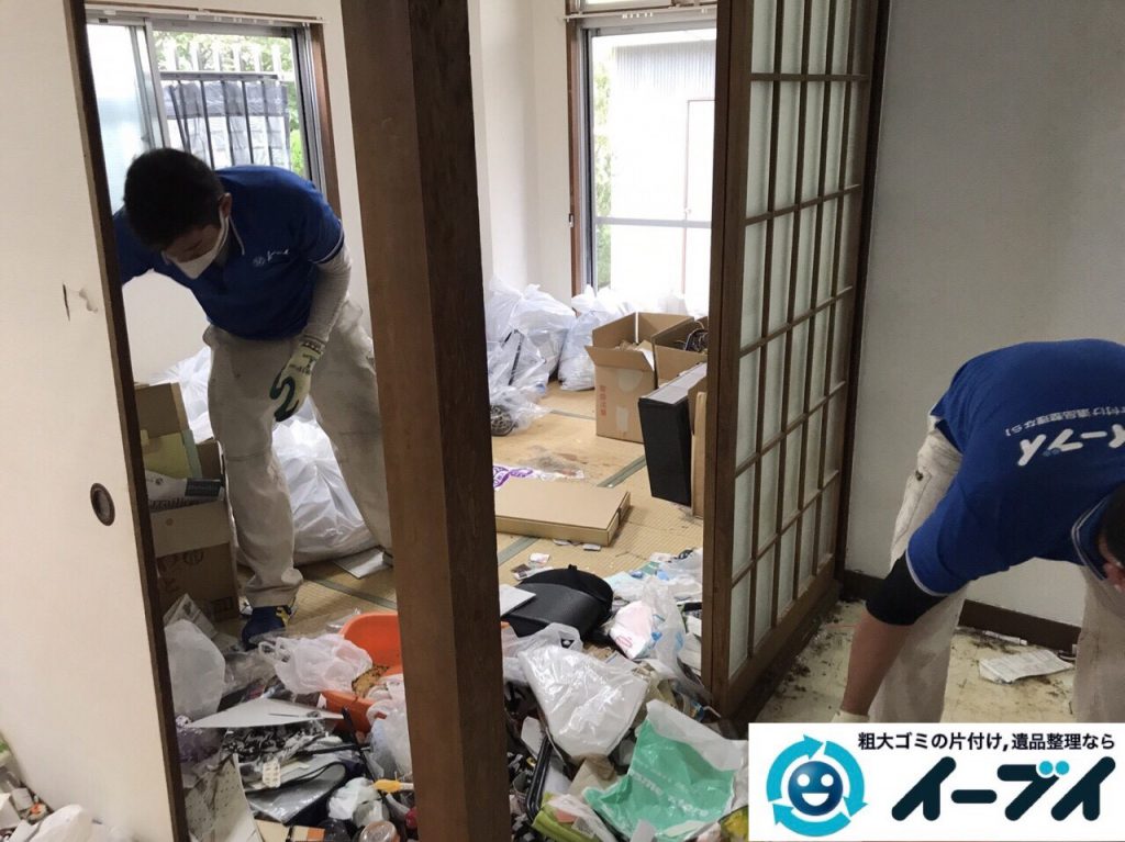 2017年8月26日大阪府大阪市旭区で汚部屋状態のゴミ屋敷の片付けをしました（和室）前編写真9