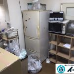 大阪府大阪市生野区で食器棚や生活用品の粗大ゴミの不用品回収をしました。