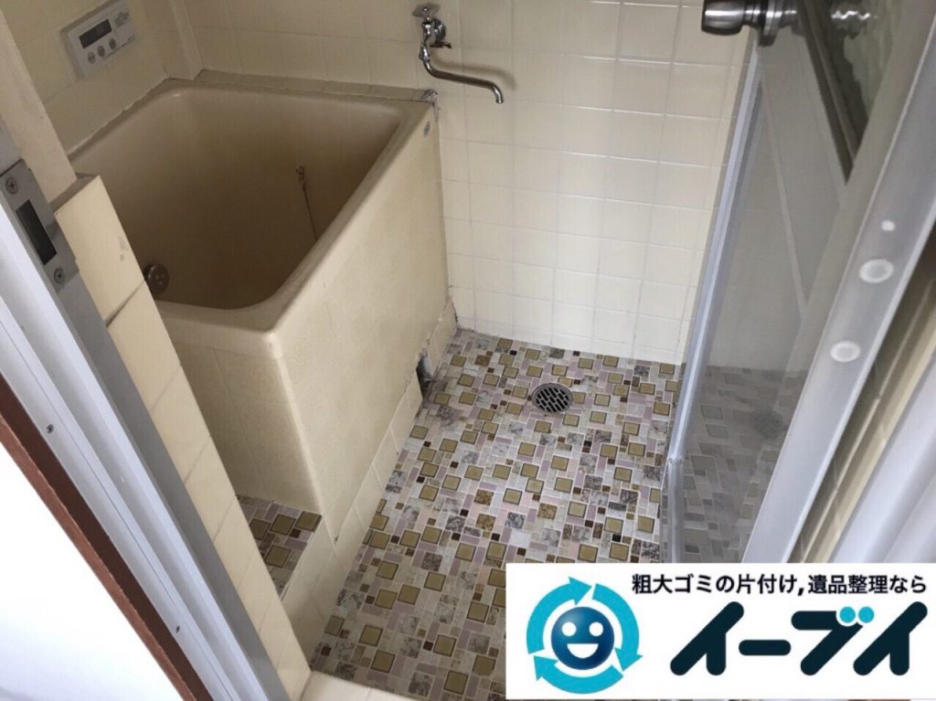 2018年6月15日大阪府大阪市淀川区で食器棚や食器、浴室の片付けで粗大ゴミの処分。写真4