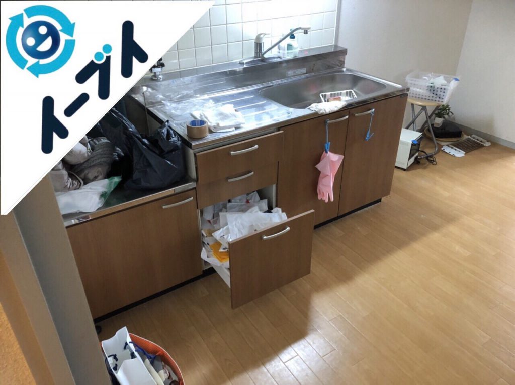 2018年10月11日大阪府大阪市西区でベッドや掃除機など引越しゴミと粗大ゴミの不用品回収。写真4