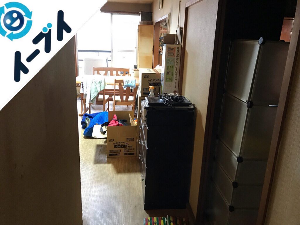 2018年10月16日大阪府大阪市鶴見区でベランダの洗濯機や食器棚など家具処分と不用品回収。写真4