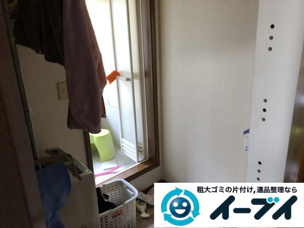 2019年１月１０日大阪府八尾市で衣類や雑ゴミが散乱したプチゴミ屋敷の片付け作業。写真3