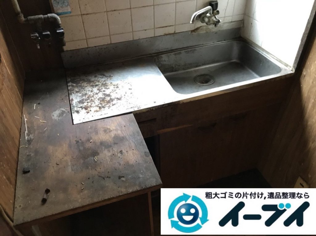 2019年２月２１日大阪府河南町で押し入れと台所の片付け作業。写真2