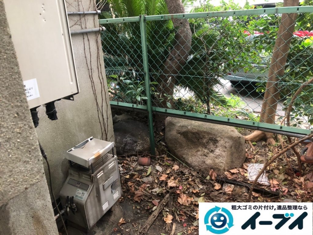 2019年8月2日大阪府大阪市北区でエアコンの室外機や自転車などの不用品回収。写真2