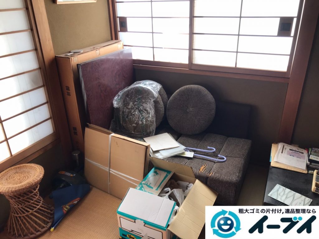 2019年12月27日大阪府豊中市で退去に伴い、ソファ、テーブルなど粗大ゴミの不用品回収。写真1