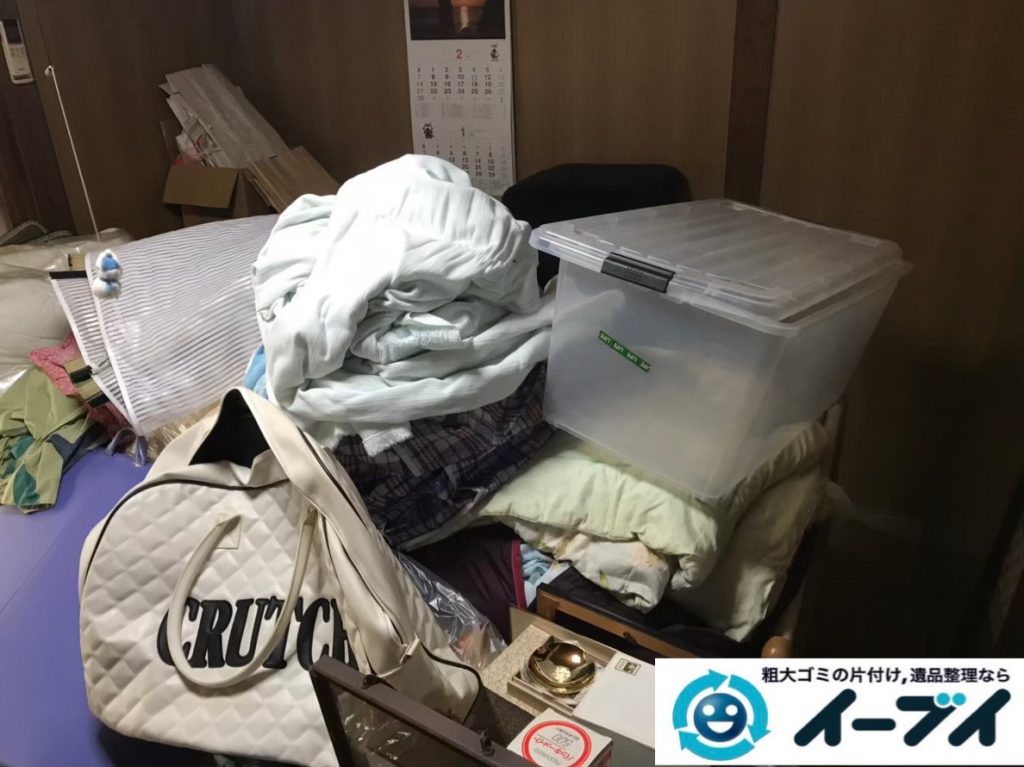2020年2月28日大阪府四条畷市でゴミ屋敷化した汚部屋の片付け作業。写真1