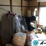 大阪府羽曳野市で物やゴミが散乱したゴミ屋敷化した汚部屋の片付け作業です。