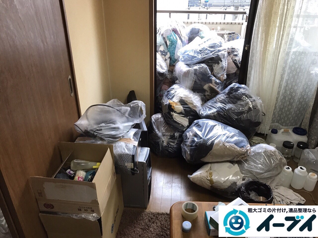 2017年11月14日大阪府寝屋川市で引越しゴミやベランダの粗大ゴミなど不用品回収をしました。写真2