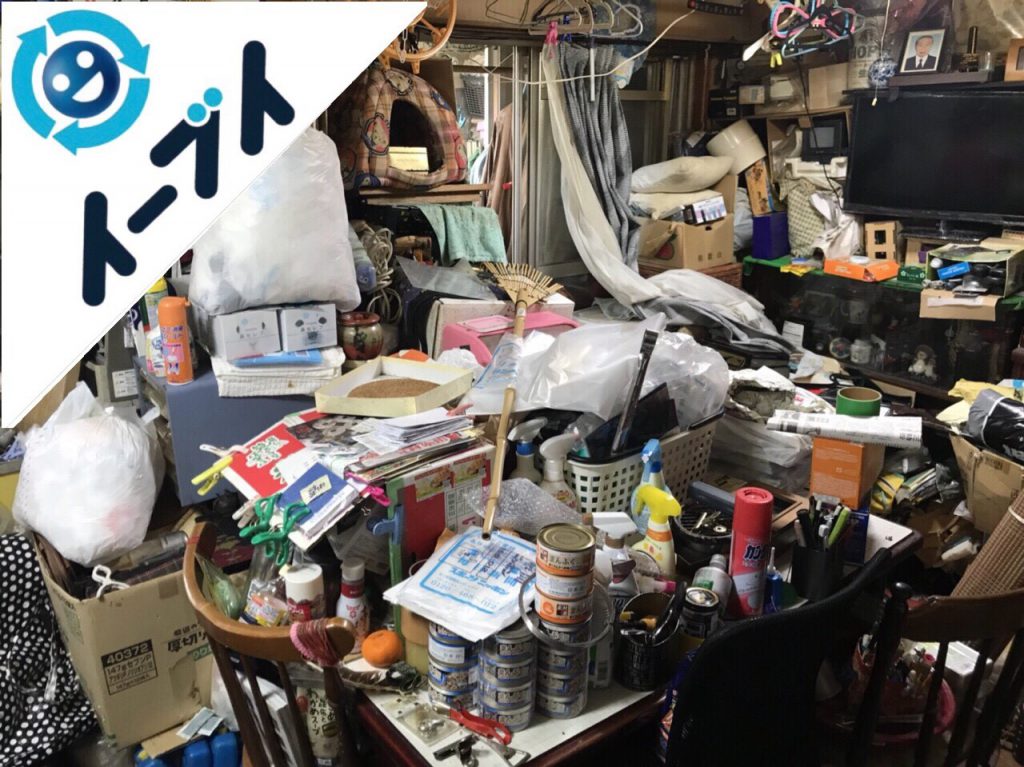 2018年8月24日大阪府大阪市平野区で10年間生活用品を溜められたゴミ屋敷の片付け。写真6