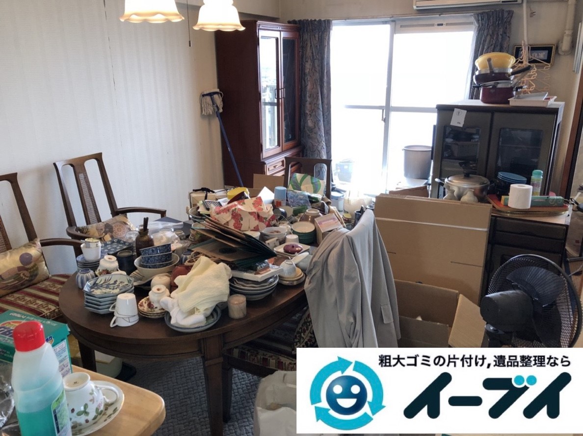 2019年2月14日大阪府東大阪市で食器棚や冷蔵庫の大型粗大ゴミ処分の不用品回収。写真1
