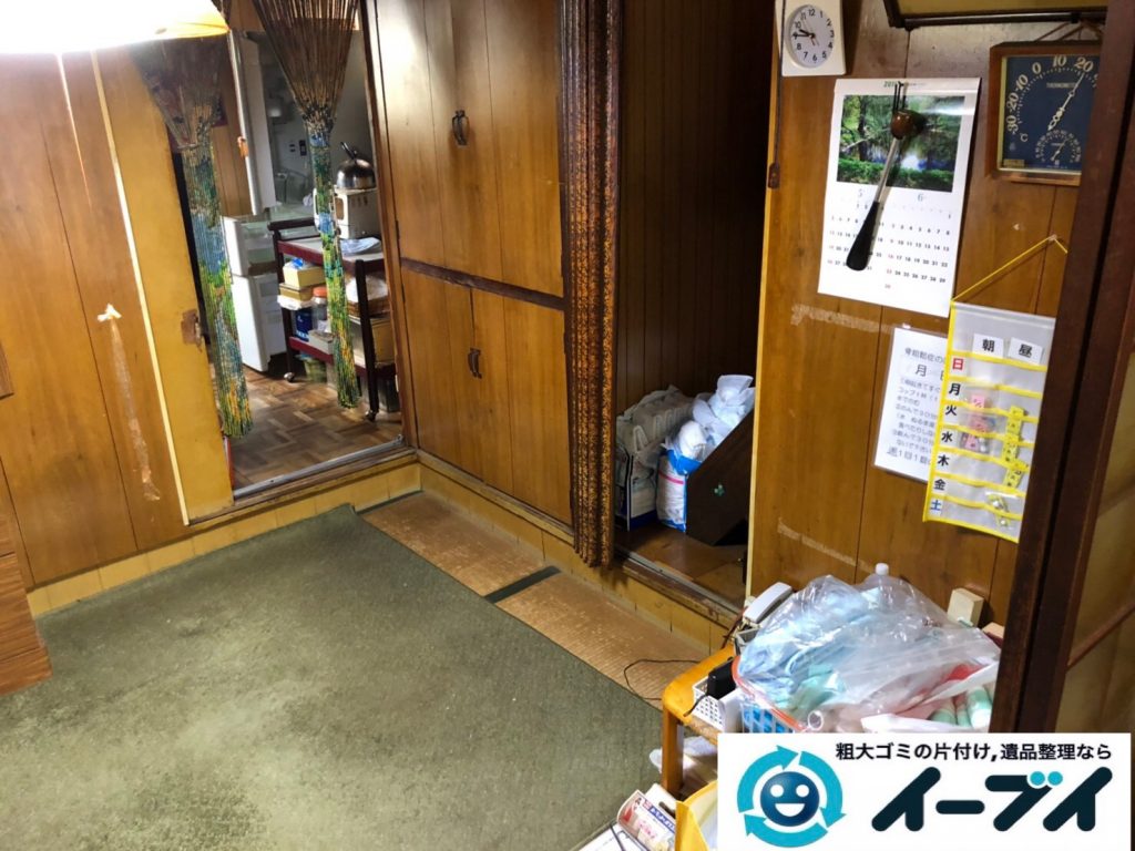 2019年8月26日大阪府大阪市旭区でテレビの家電処分、収納棚やテレビ台の家具処分をしました。写真1