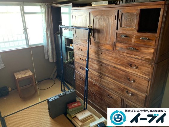 2019年9月25日大阪府大阪市阿倍野区で婚礼家具の和箪笥や洋服ダンスの大型家具処分。写真3