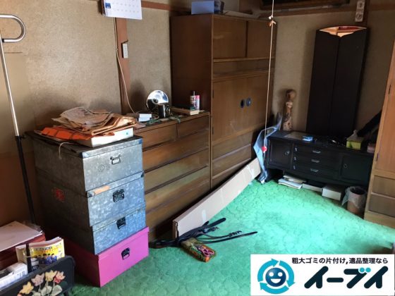 2019年12月30日大阪府箕面市で婚礼家具の大型家具などの不用品回収作業。写真2