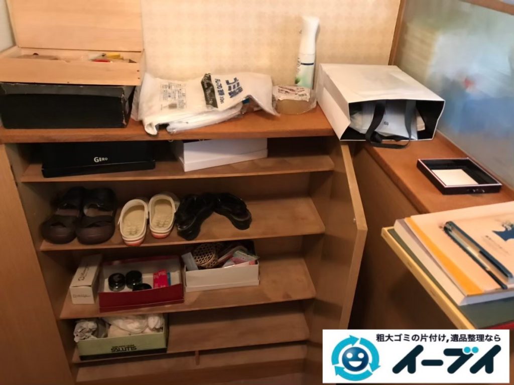 2020年1月8日大阪府茨木市で本棚や靴など、玄関周りの不用品回収。写真1