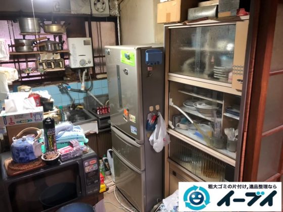 2020年2月13日大阪府住吉区で物が溢れた台所の不用品回収。写真1