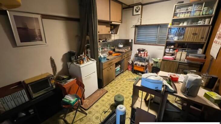 2021年5月19日大阪府大東市で施設に移動されるため、お家の家財道具を一式処分させていただきました。写真6