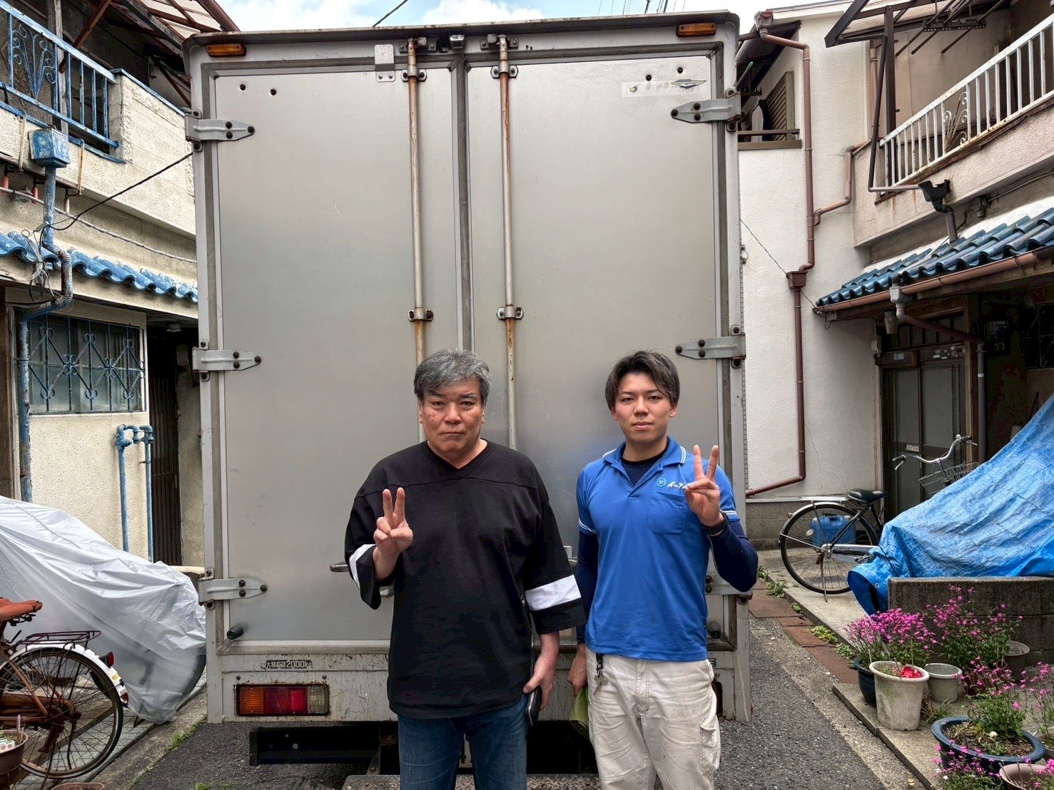 堺市西区のお客様との写真