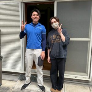 大阪市城東区のお客さまとの写真