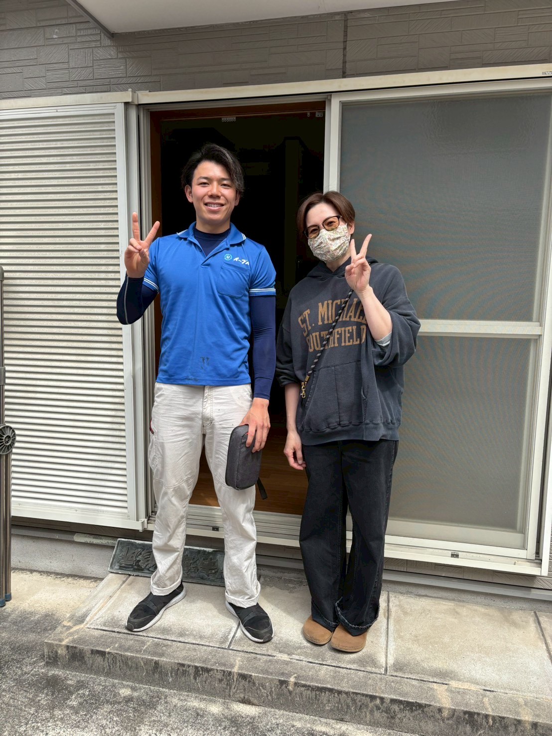 大阪市城東区のお客さまとの写真