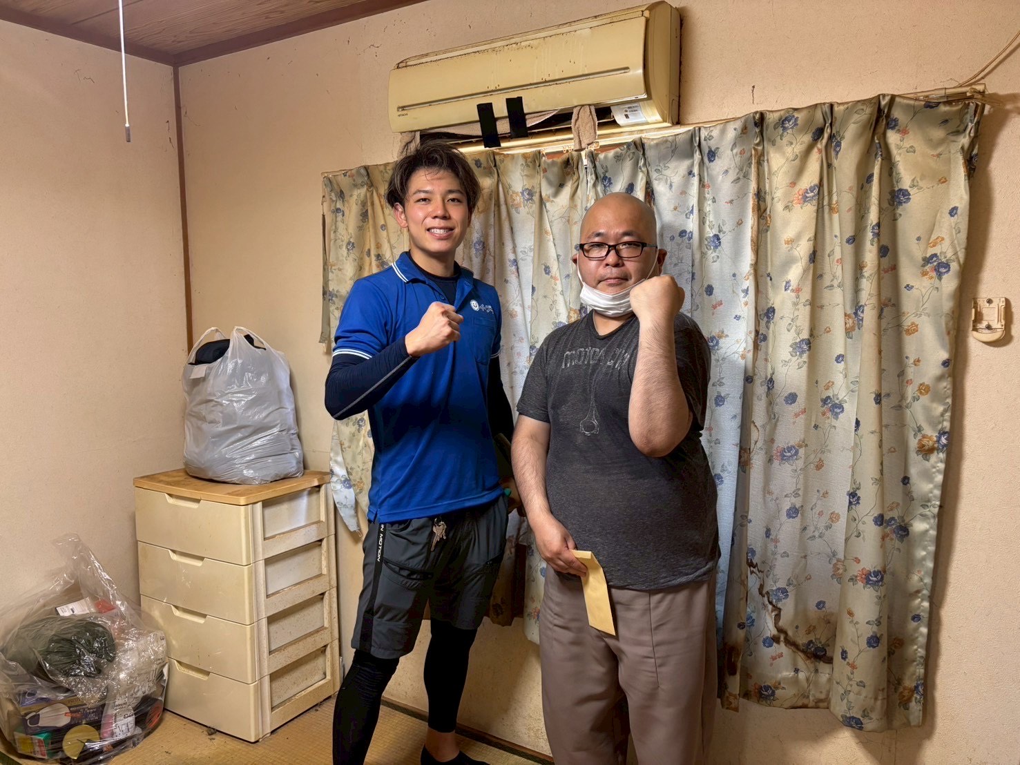 大阪市西成区のお客様との写真