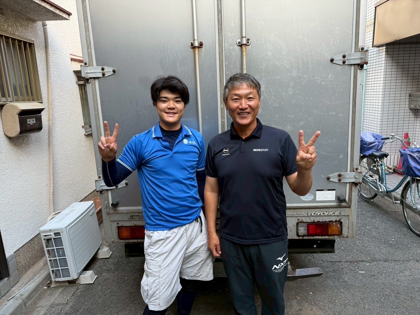 大阪市東淀川区のお客様との写真