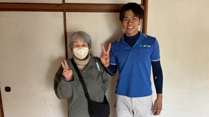 イーブイ大阪-不用品回収-豊中市のお客様とのお写真