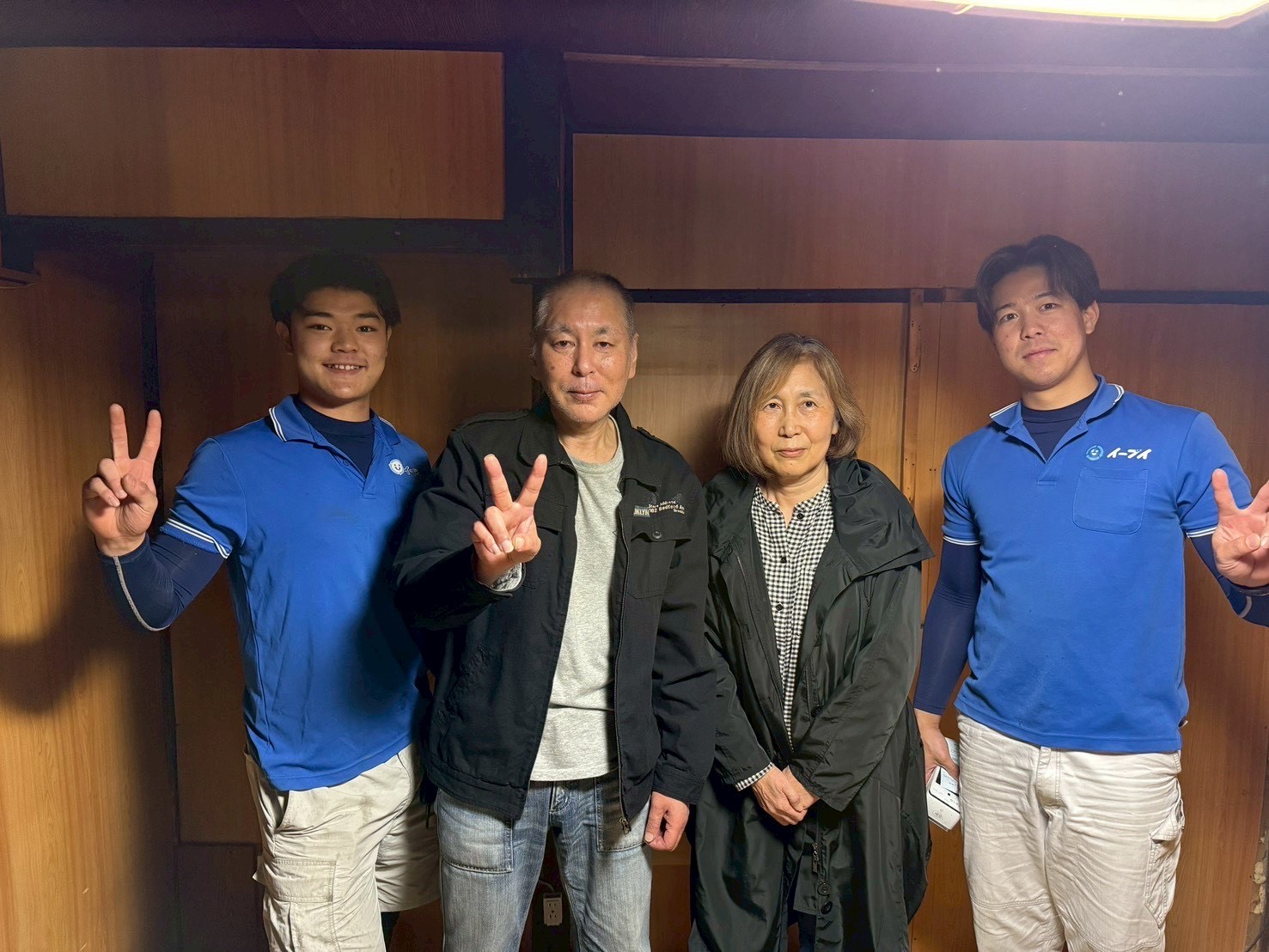 イーブイ京都-遺品整理-京都市のお客様との写真