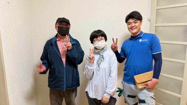 イーブイ大阪-不用品回収-豊中市のお客様とのお写真