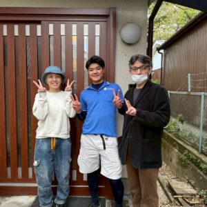 イーブイ大阪-不用品回収-茨木市のお客様とのお写真