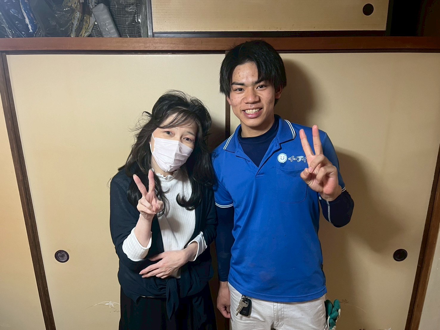 イーブイ神戸-不用品回収-神戸市北区のお客様とのお写真