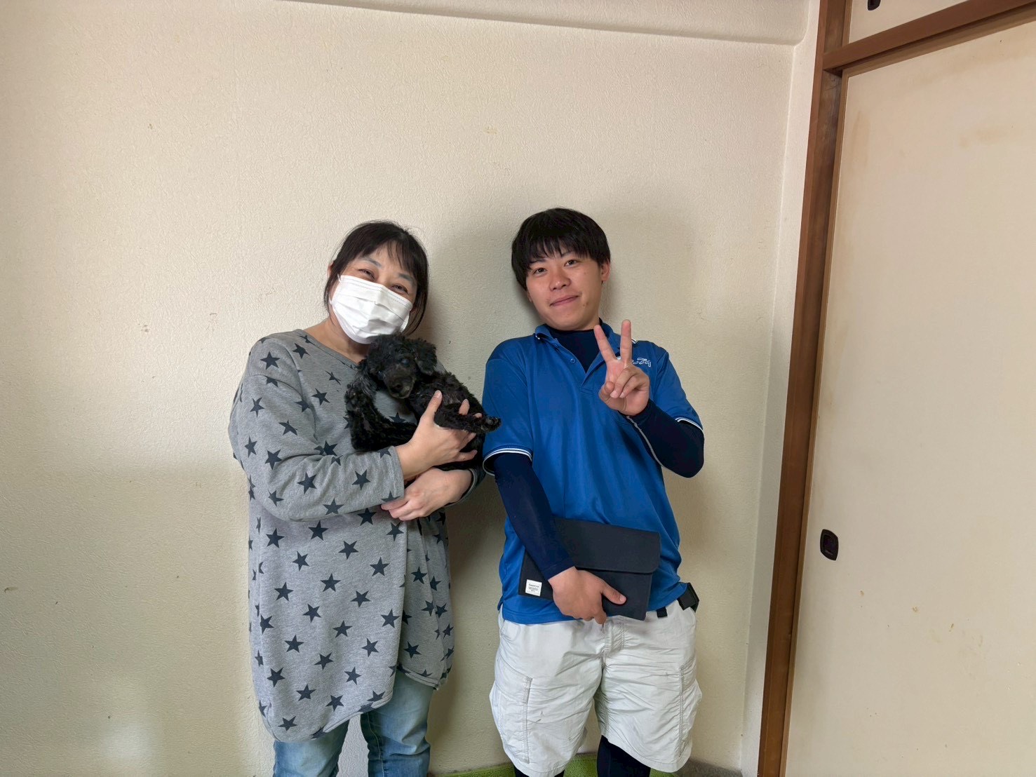 イーブイ大阪-不用品回収-大阪市西淀川区のお客様とのお写真