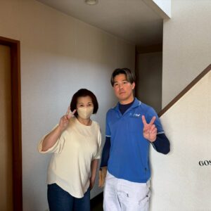大阪府寝屋川市のお客様との写真