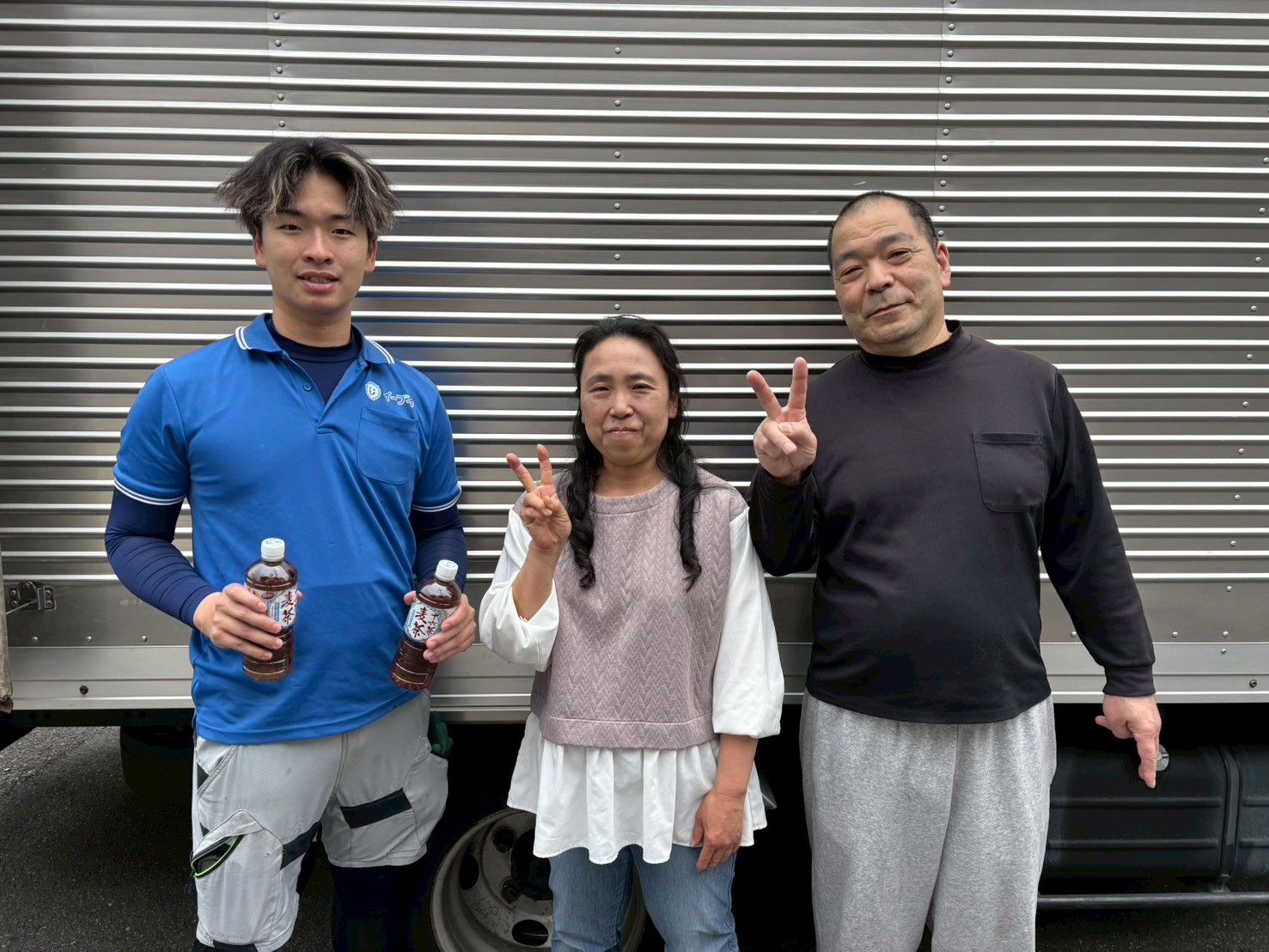 大阪府東大阪市のお客様との写真