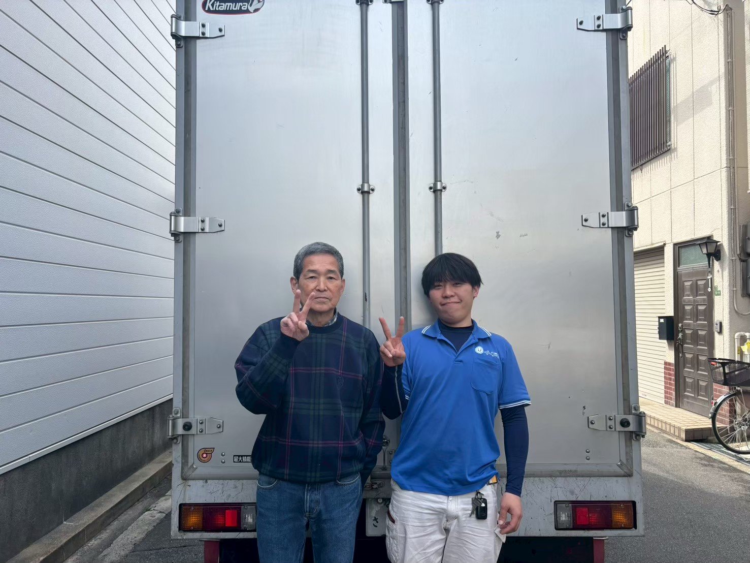 大阪市生野区のお客様との写真