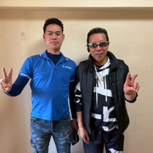 大阪府東大阪市のお客様との写真