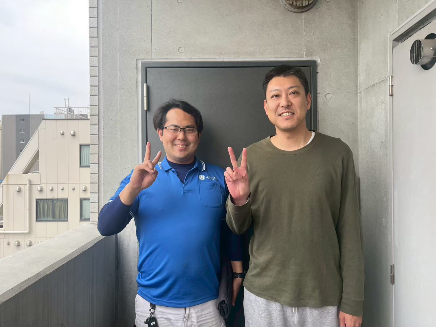 大阪市西区のお客様との写真